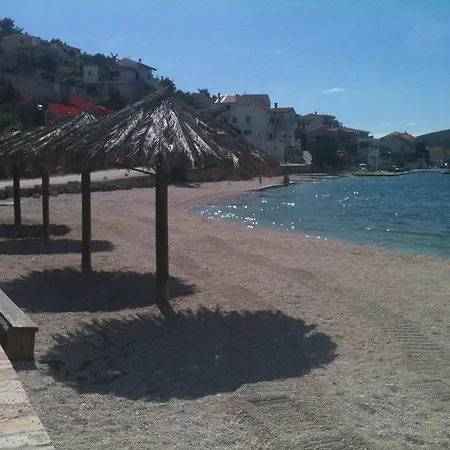 Guest house Racetin 3*
