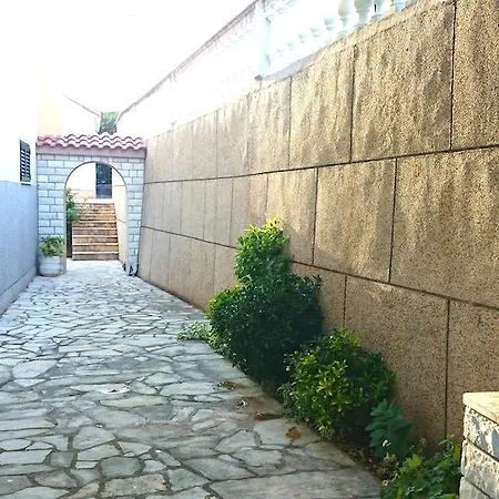 Racetin Marina