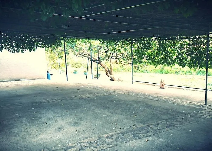Pensión Racetin 3*