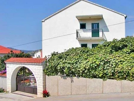 Pensión Racetin Marina (Bossoglina)